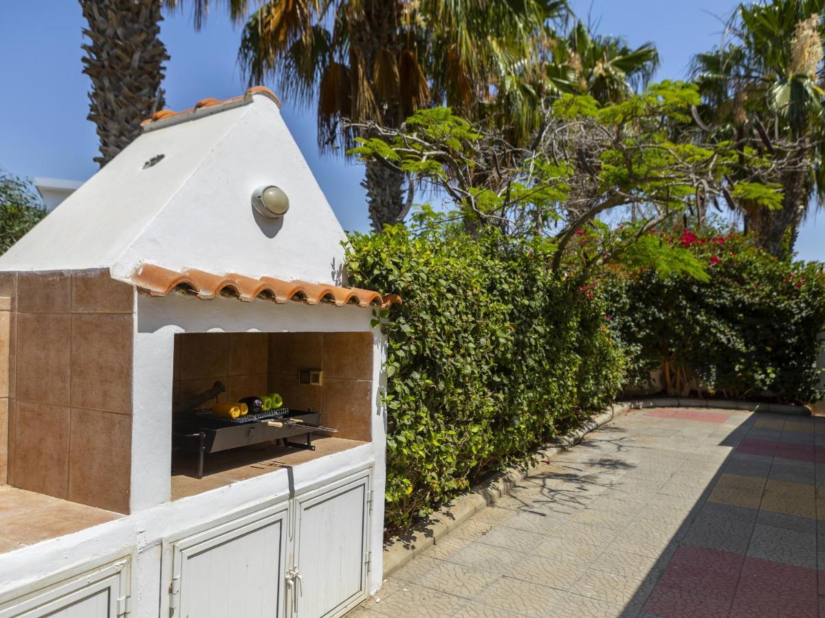 Meneou Seaside Mansion 7 Villa Larnaca Exterior photo